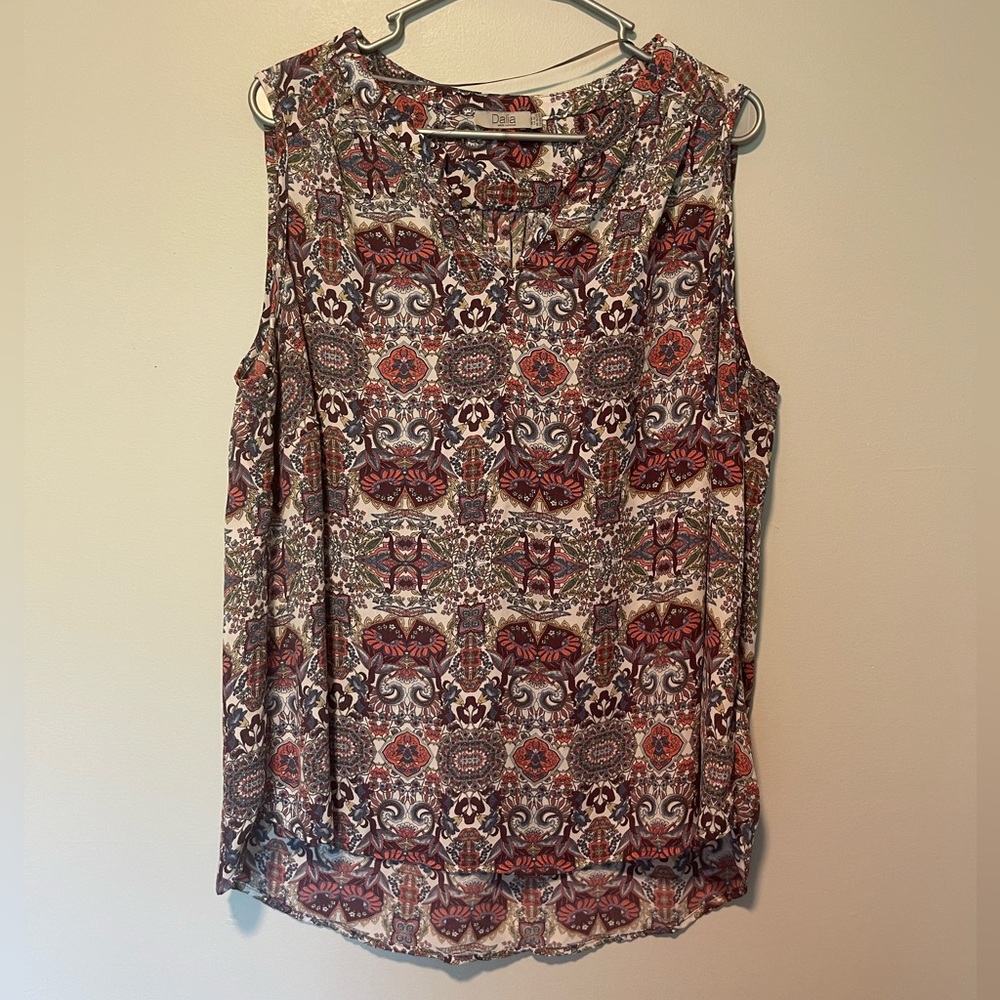 Dalia Ladies Sleeveless Silky Top